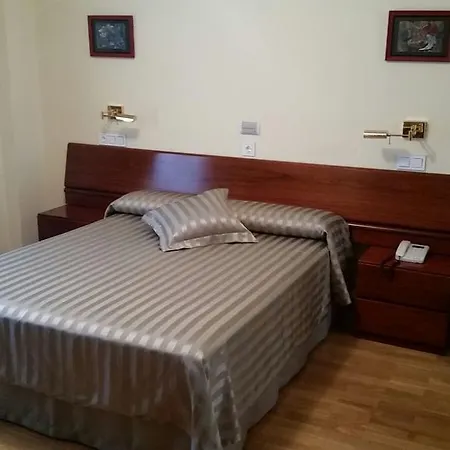 Hotel Isabel 2*